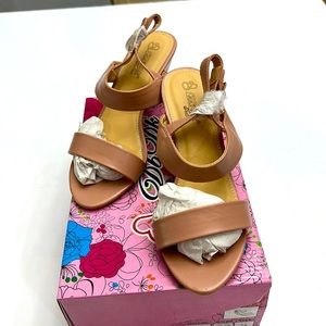 Off pink wedge sandal brand new size 7.5